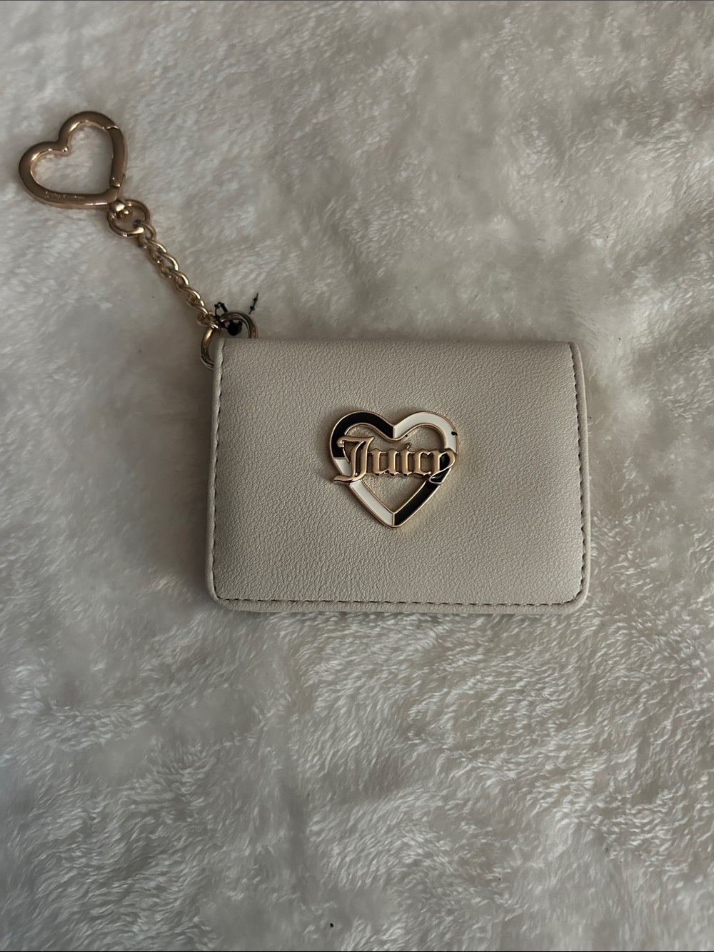 Juicy Couture Cream Cardholder Wallet with Gold Heart Charm